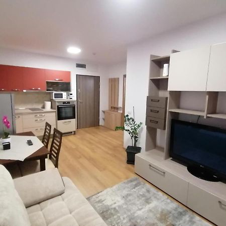 Apartmán Apartman Sarah Oradea Exteriér fotografie