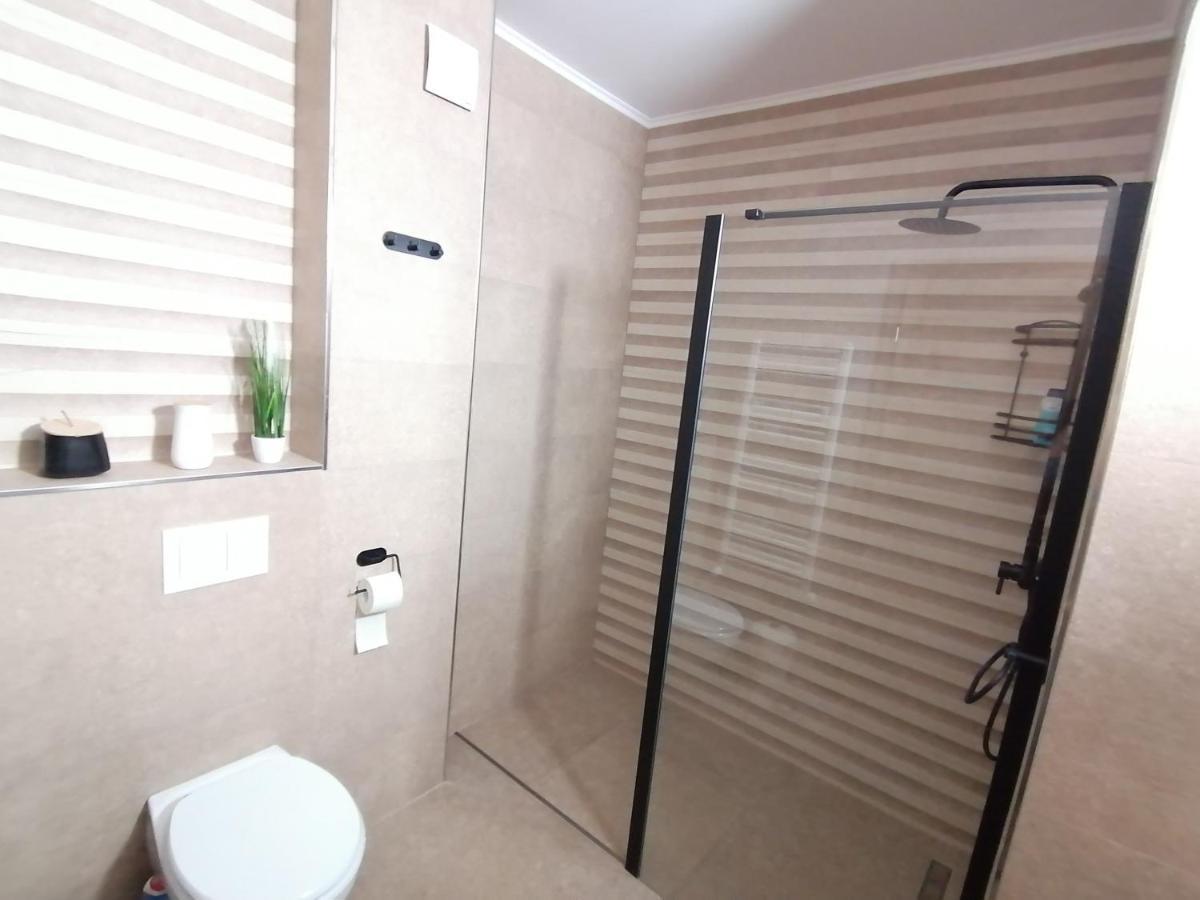Apartmán Apartman Sarah Oradea Exteriér fotografie
