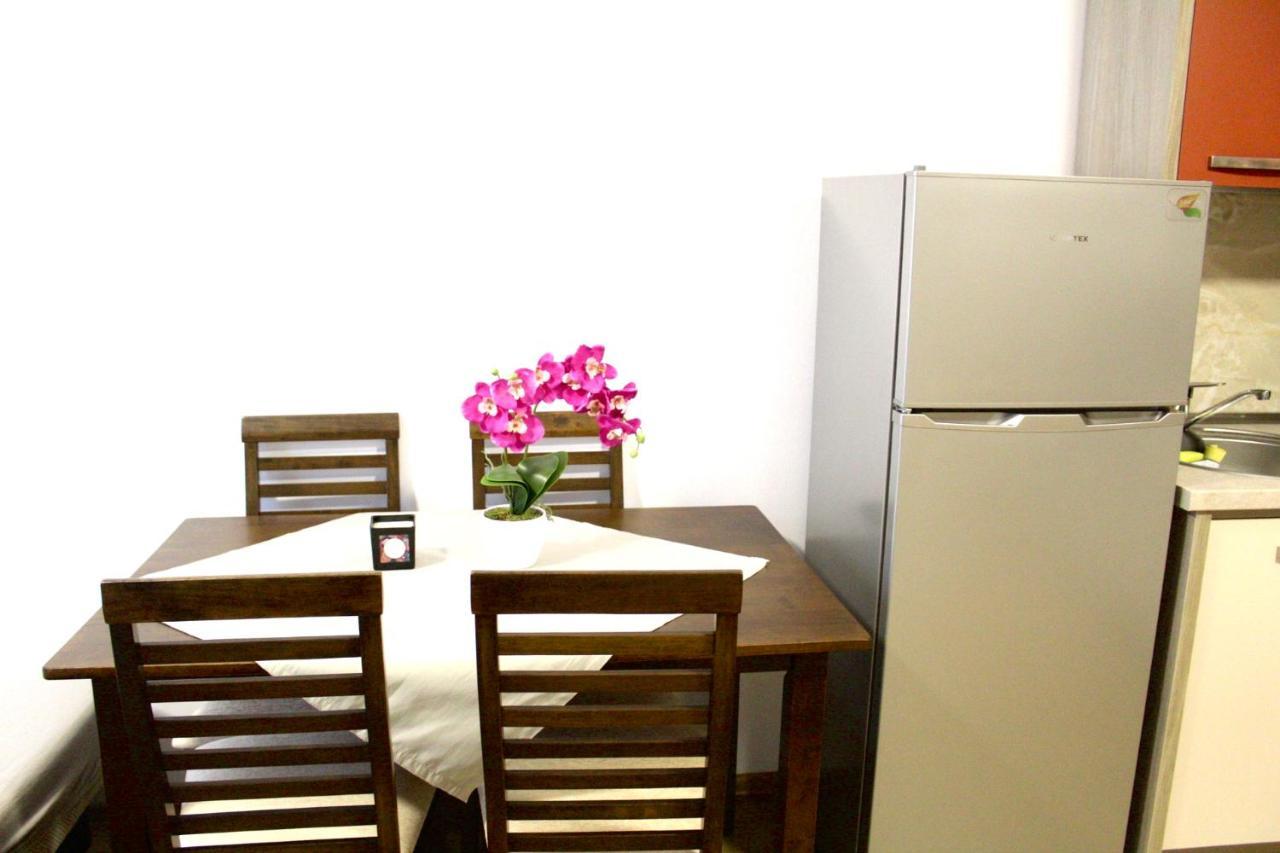 Apartmán Apartman Sarah Oradea Exteriér fotografie