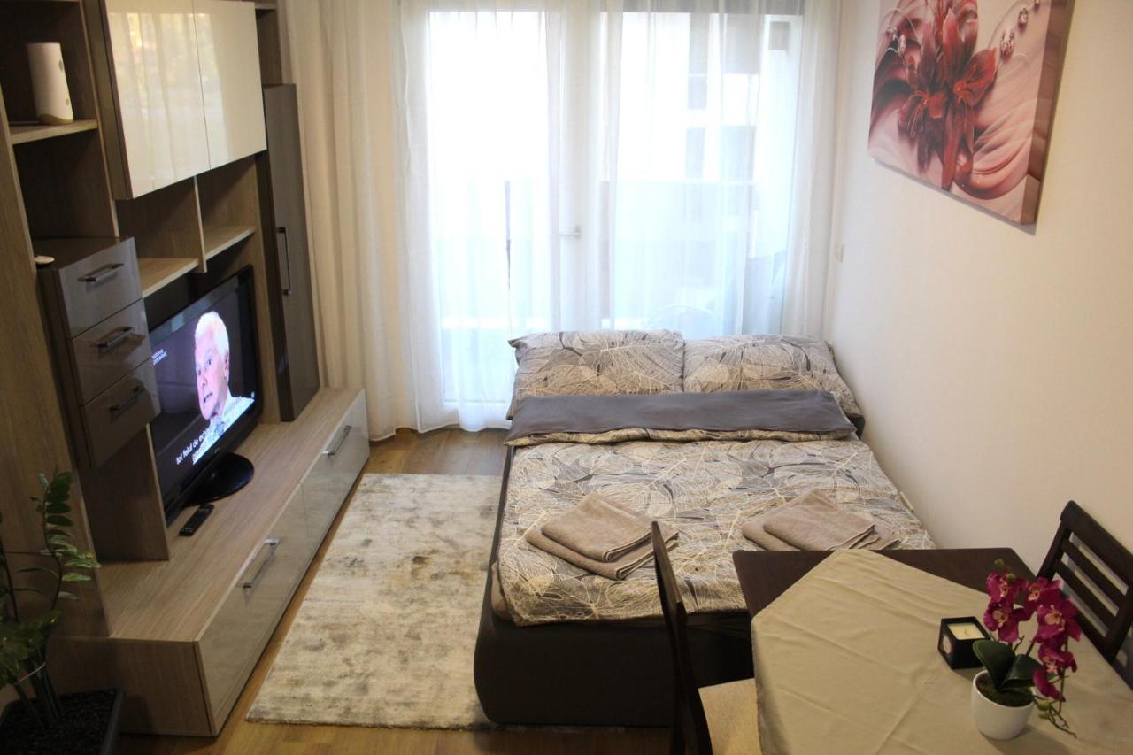 Apartmán Apartman Sarah Oradea Exteriér fotografie