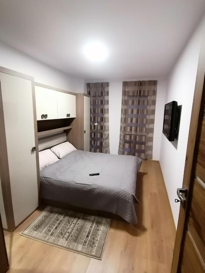 Apartmán Apartman Sarah Oradea Exteriér fotografie